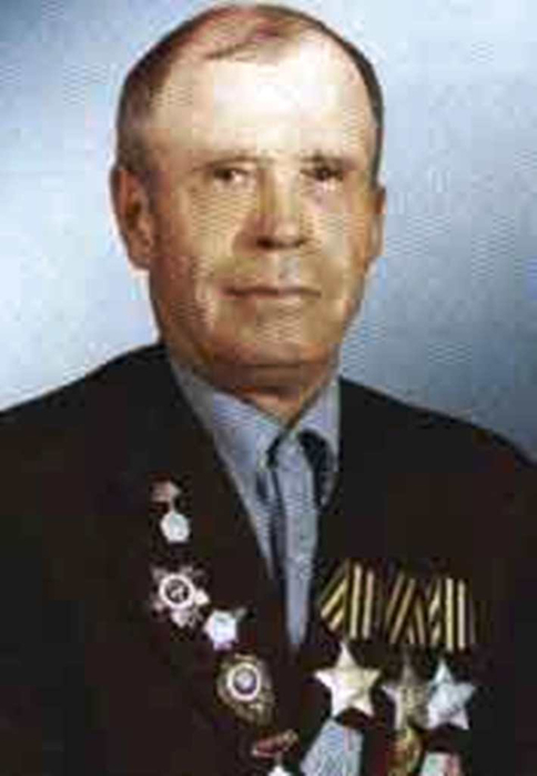 Николаев Яков Иванович (1916-1997)